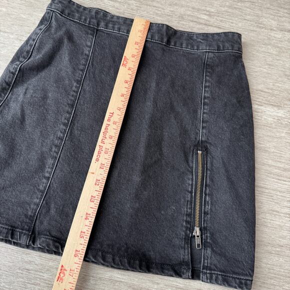 Free People Side Zip Mini Skirt Black Denim Women's 6 28" Waist Stretch Fit - Picture 7 of 7